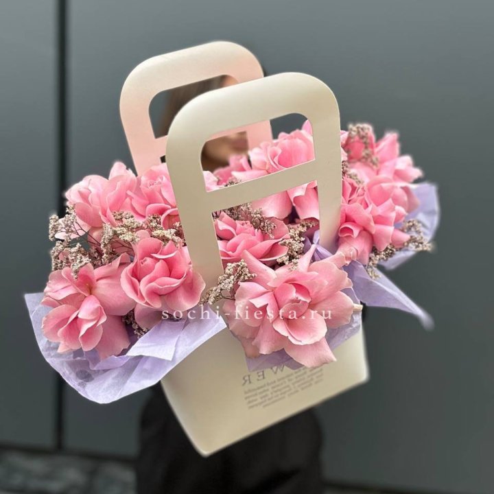 Сумочка розовых роз "Плинки" в Рязани