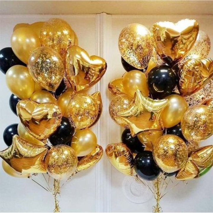 Фонтан шаров "Чёрное золото" в Рязани