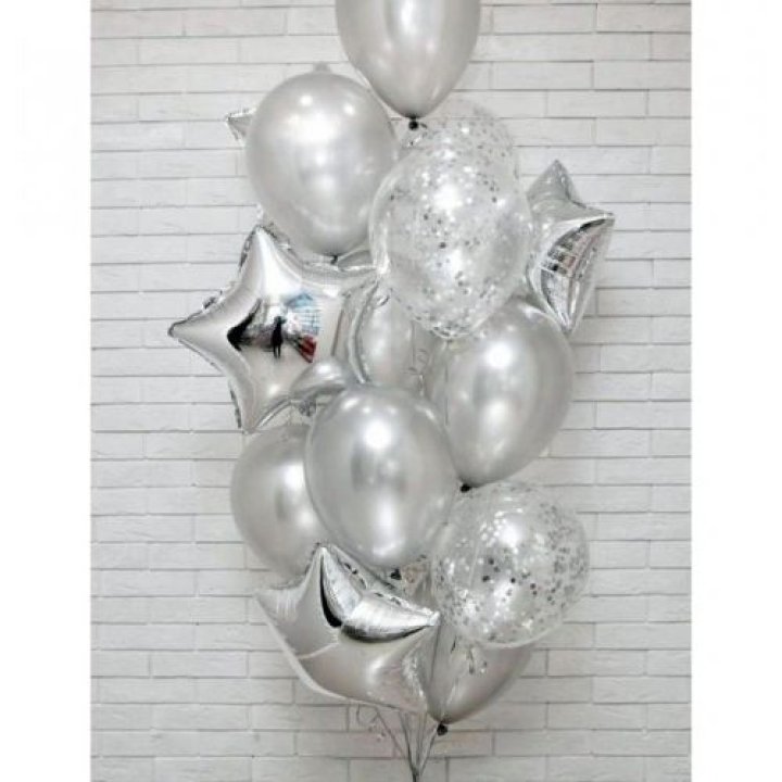 Фонтан шаров "Сильвер мун" в Рязани