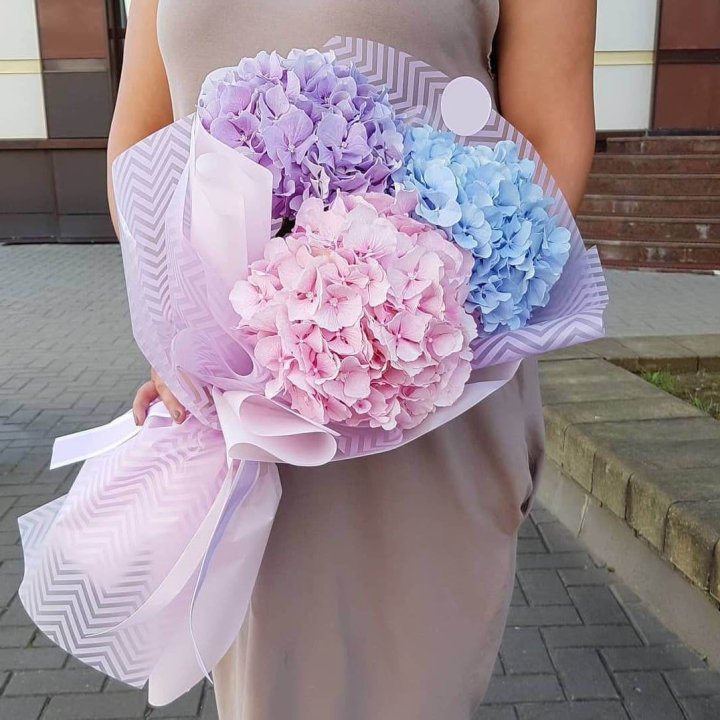 Букет гортензий "Пуф" в Рязани