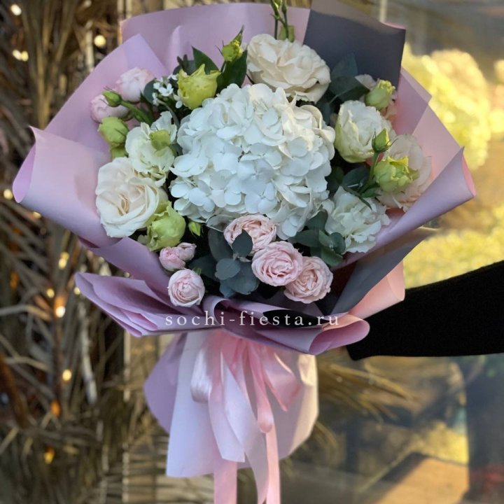 Букет с гортензией №3 в Рязани
