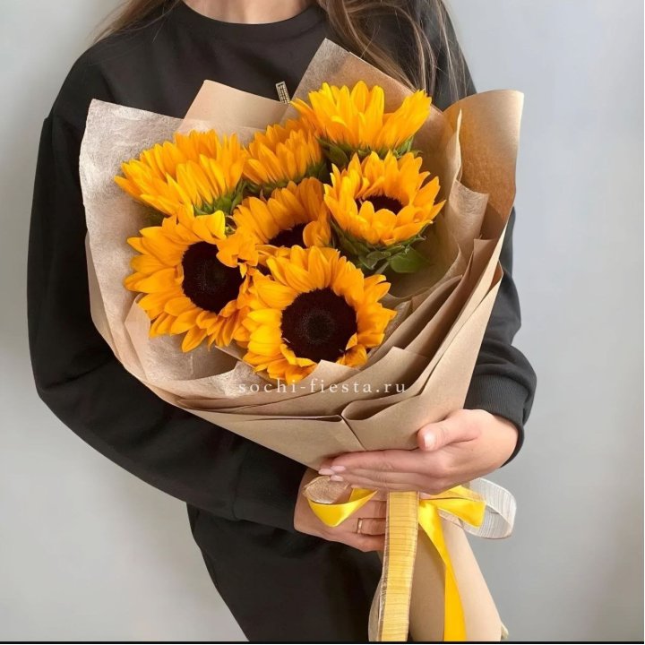 Букет из подсолнухов в Рязани