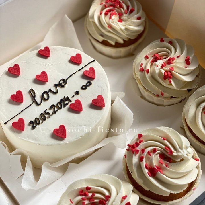 Капкейки и бенто-торт "Любимые" в Рязани