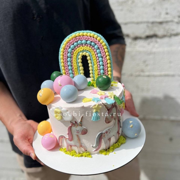Торт "Радуга с единорогом" в Рязани