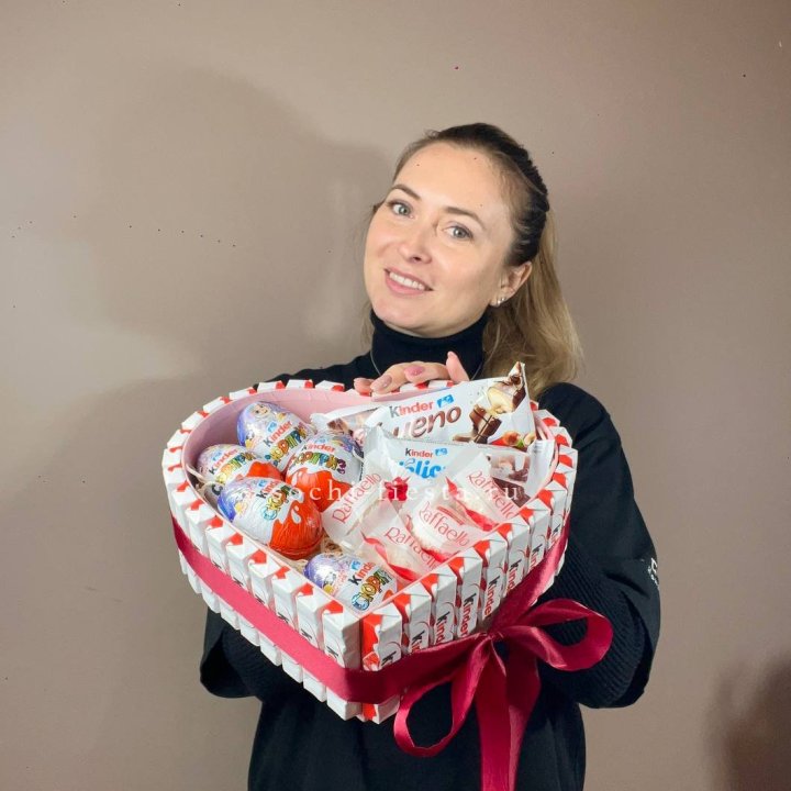 Подарочный набор сердце с Киндерами в Рязани