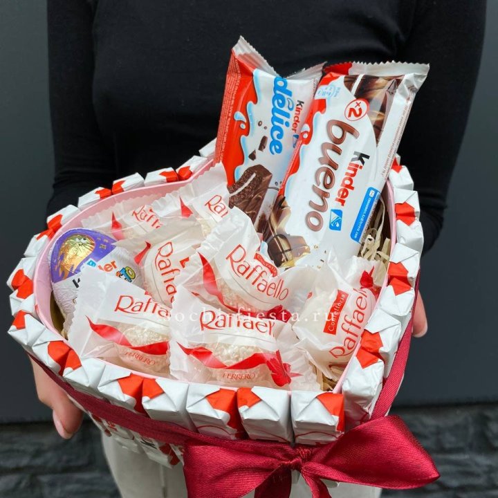 Подарочный набор сердце с Киндерами и Рафаэлло в Рязани