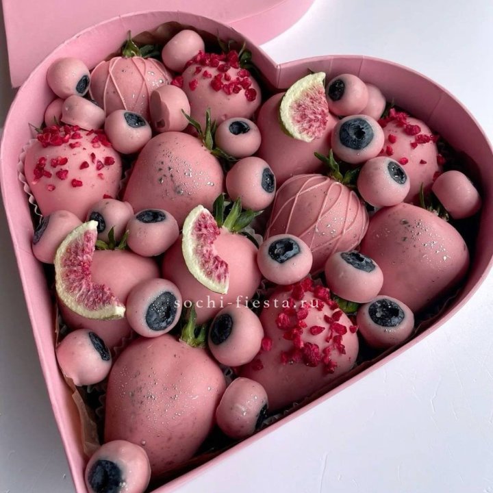 Клубника в шоколаде Сердце в Рязани