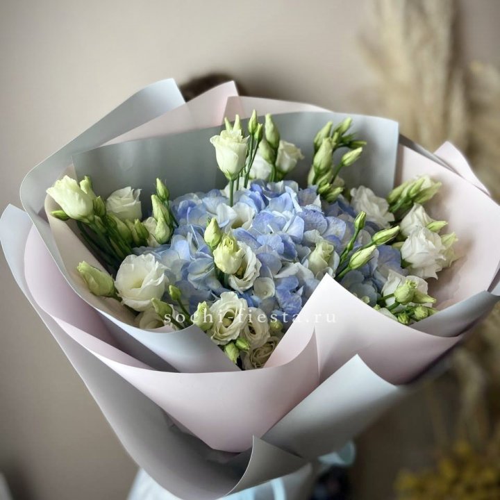 Букет с гортензией "Адель" в Рязани