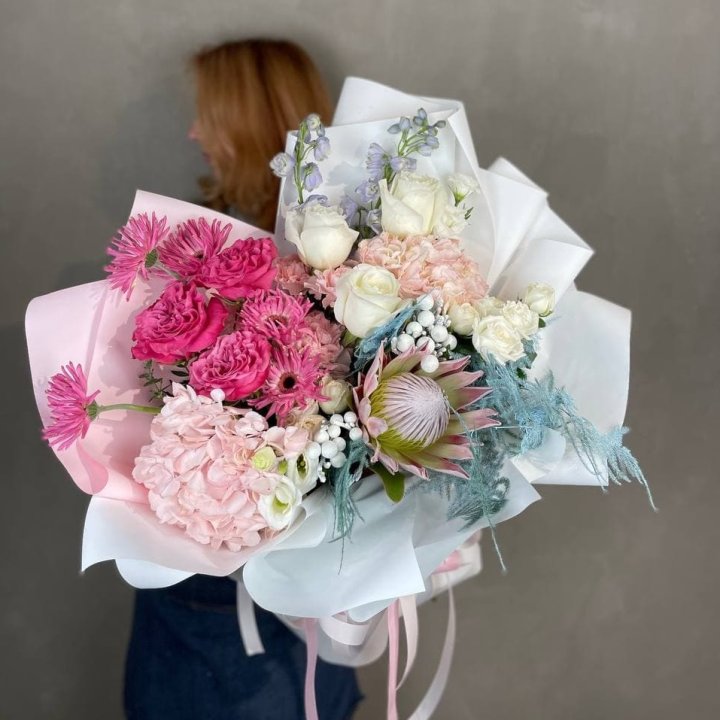 Дизайнерский букет "Фантастик" в Рязани