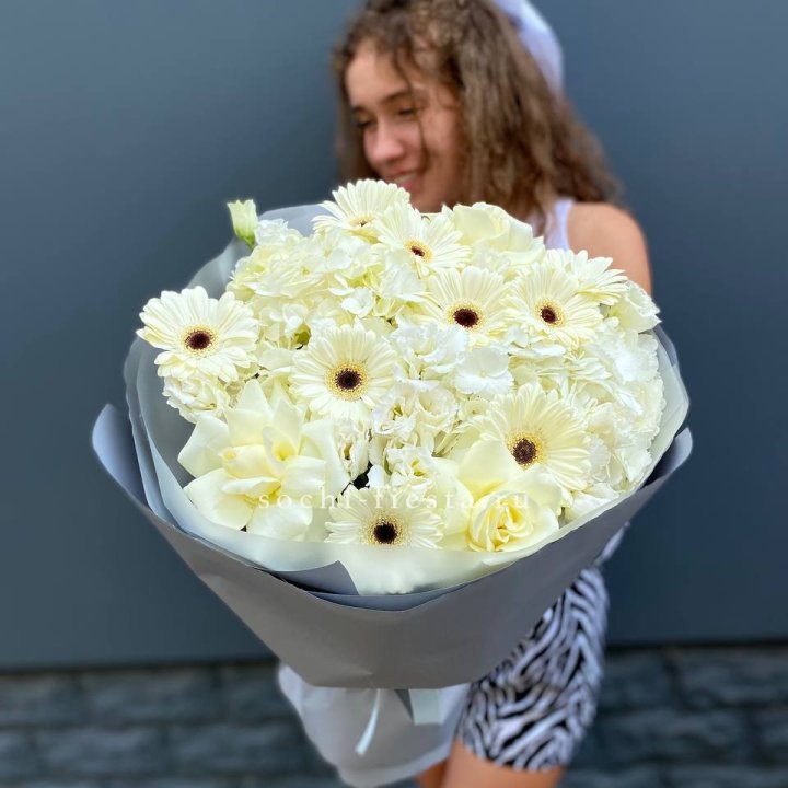  Букет "Вайт люксур" в Рязани