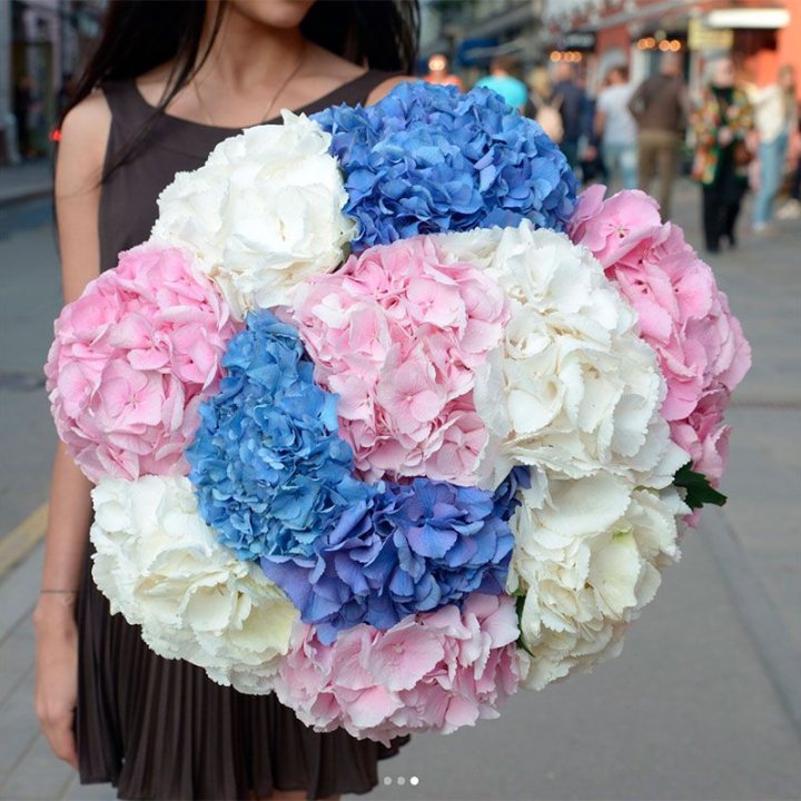 Букет гортензий "Инь-Янь" в Рязани