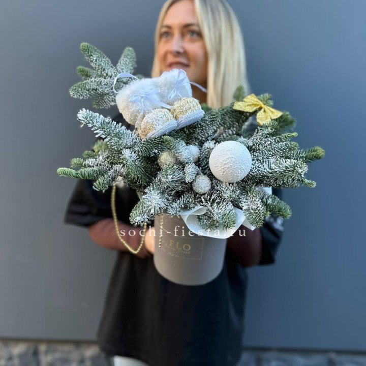 Новогодний бокс "Ботс голд" в Рязани