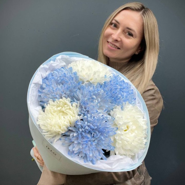 Букет из 7 хризантем  в Рязани