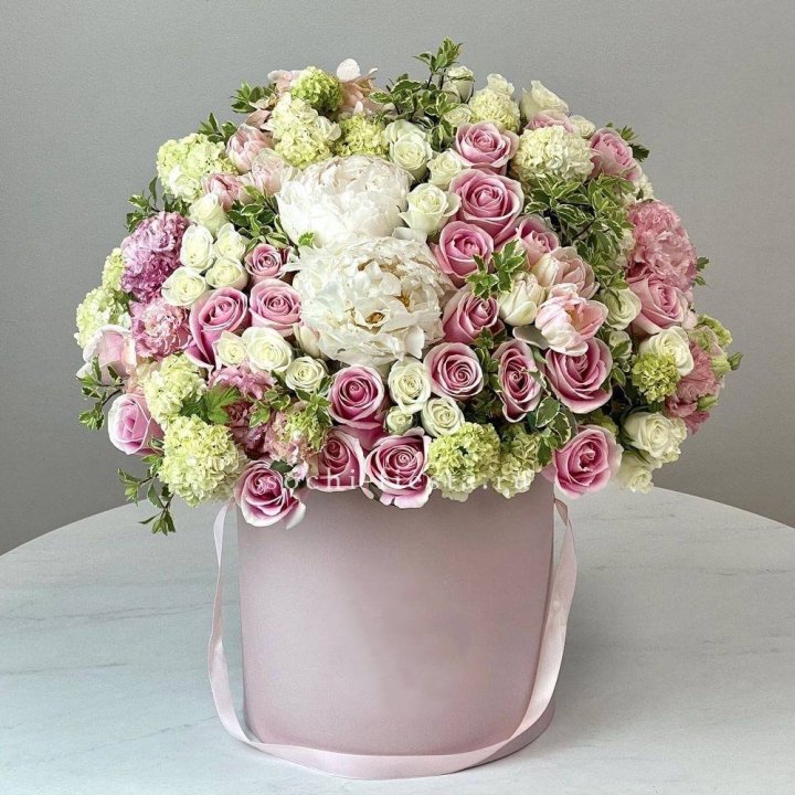 Цветочный бокс "Фантастик" в Рязани