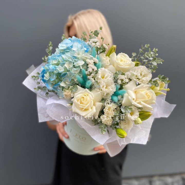 Цилиндр в голубых оттенках №1 в Рязани