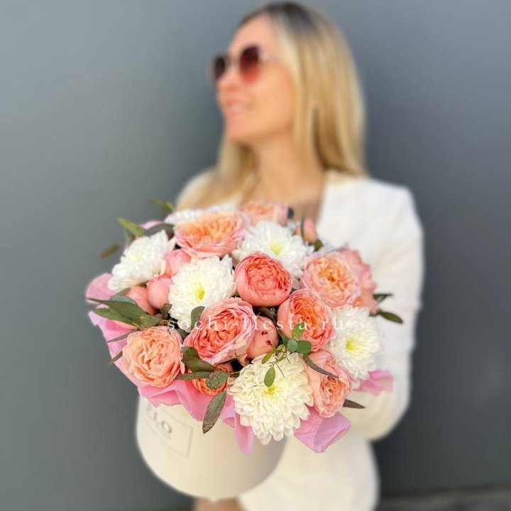 Нежная коробка с цветами в Рязани