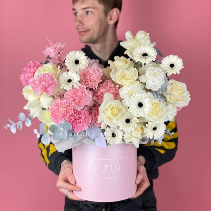 Дизайнерский бокс "Индира" в Рязани