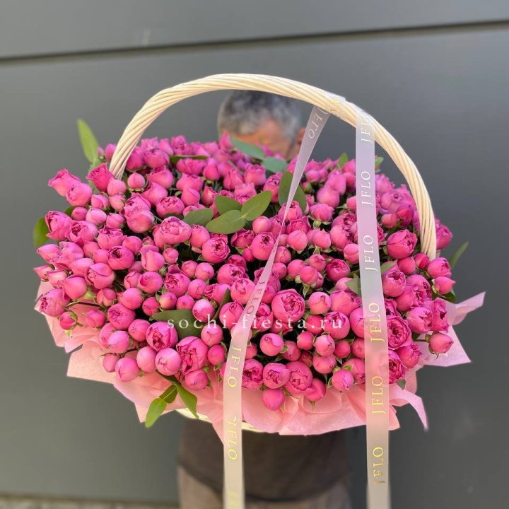 Корзина роз Мисти Баблс 101 в Рязани