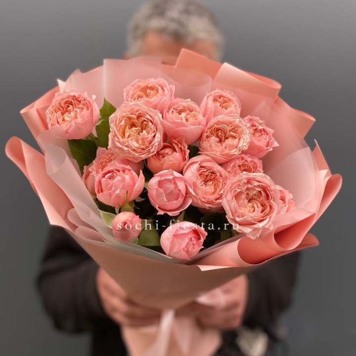 Букет комплимент из кустовых роз Джульетта в Рязани