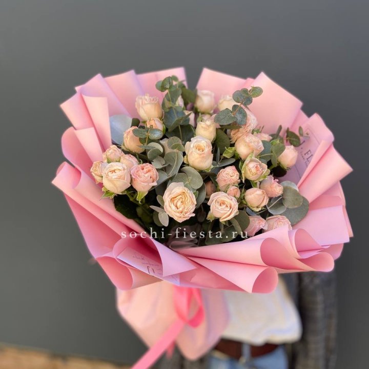 Букет пионовидных роз Cute Love в Рязани