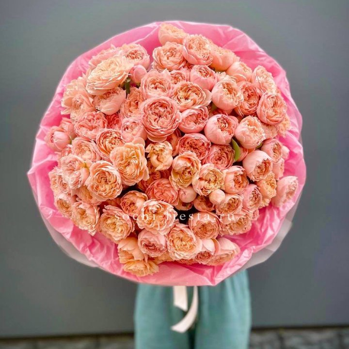 Букет кустовых пионовидных роз Джульетта "Принцесса" в Рязани