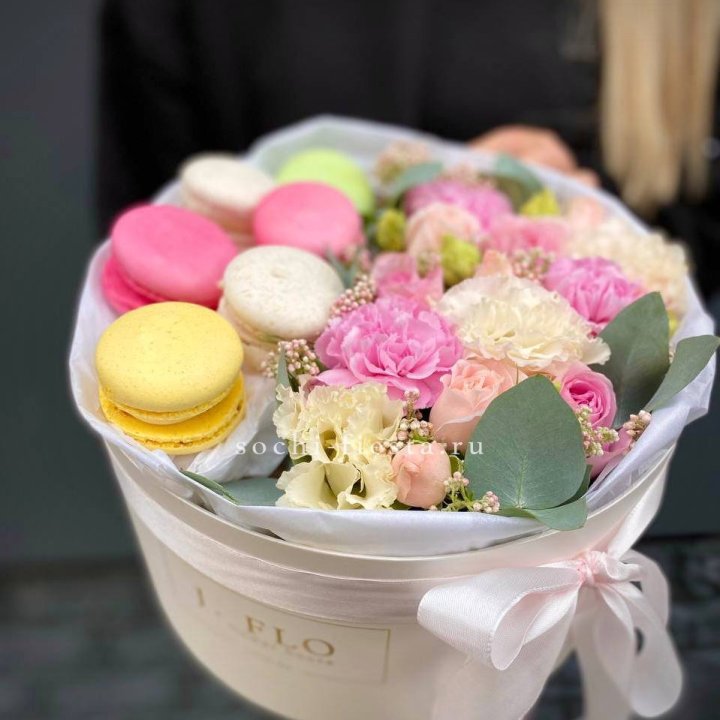 Бокс с макаронс Нежный в Рязани