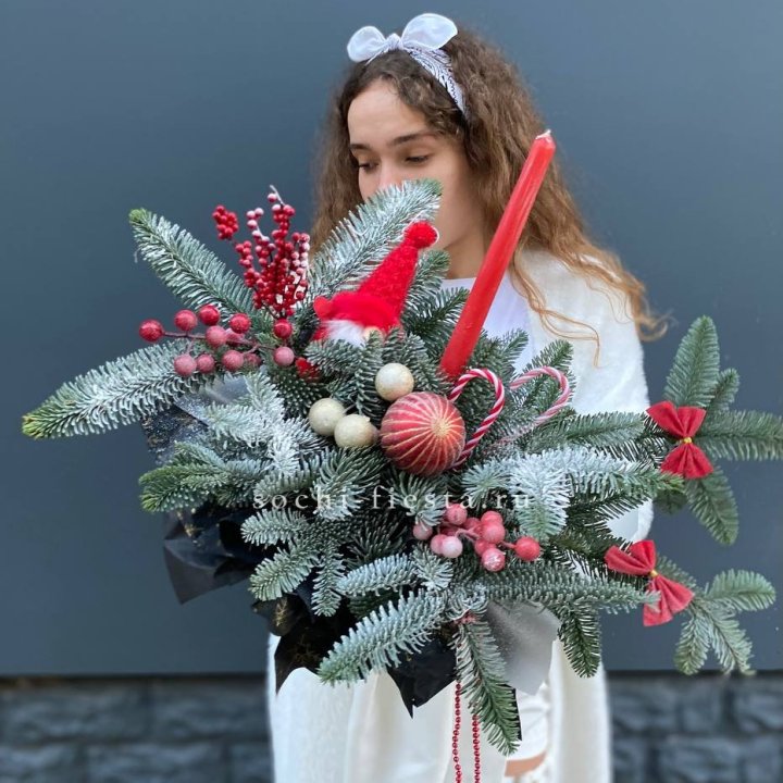 Композиция в бокале красная в Рязани