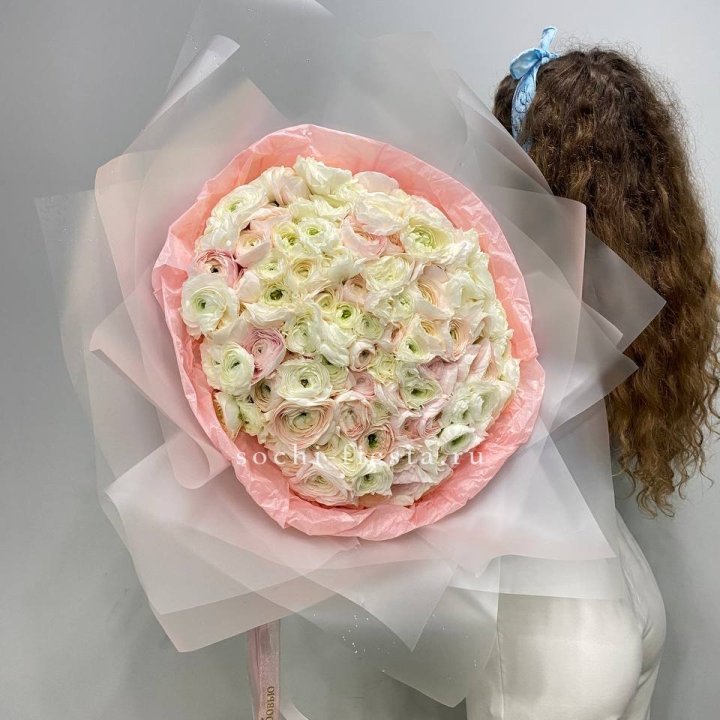 113 ранункулюсов  в Рязани