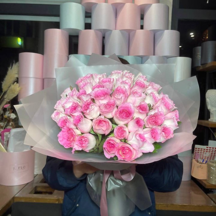  51 розовых роз в Рязани