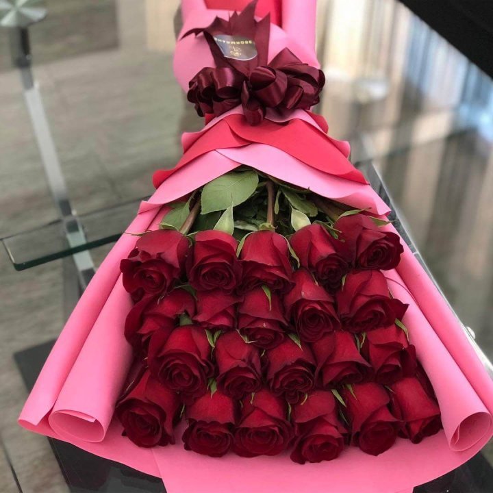 21 красная роза "Элеганс" в Рязани