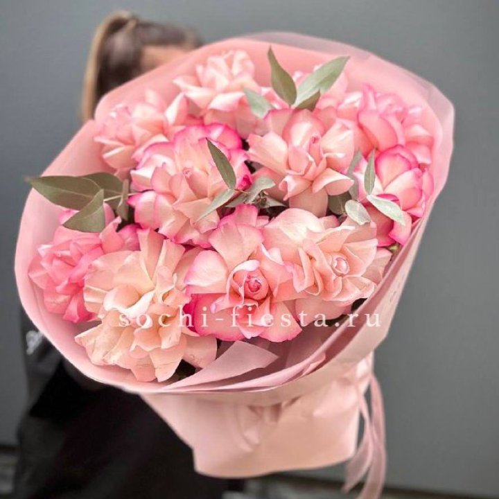 Нежно- розовые французские розы Венди в Рязани