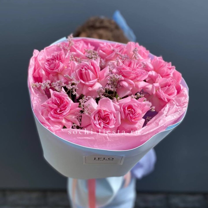 Букет французских розовых роз  в Рязани