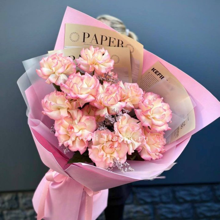 15 французских роз "Джумилия" в Рязани