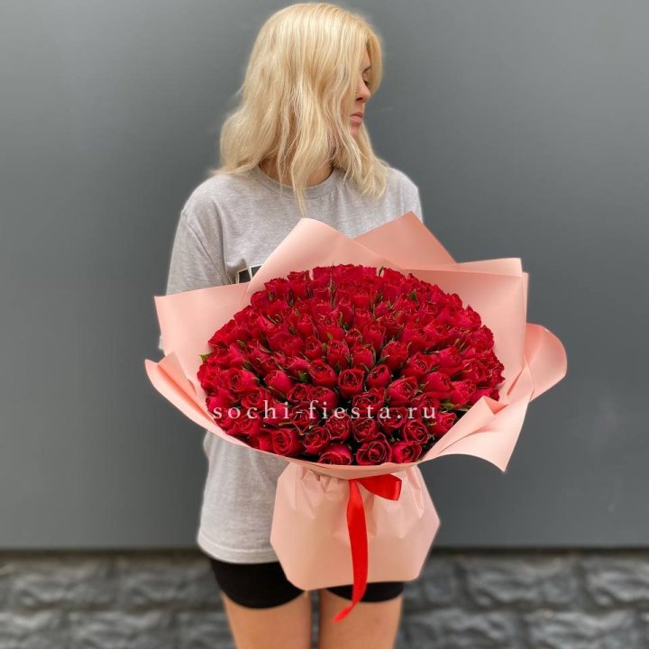 101  красная кенийская роза  в Рязани