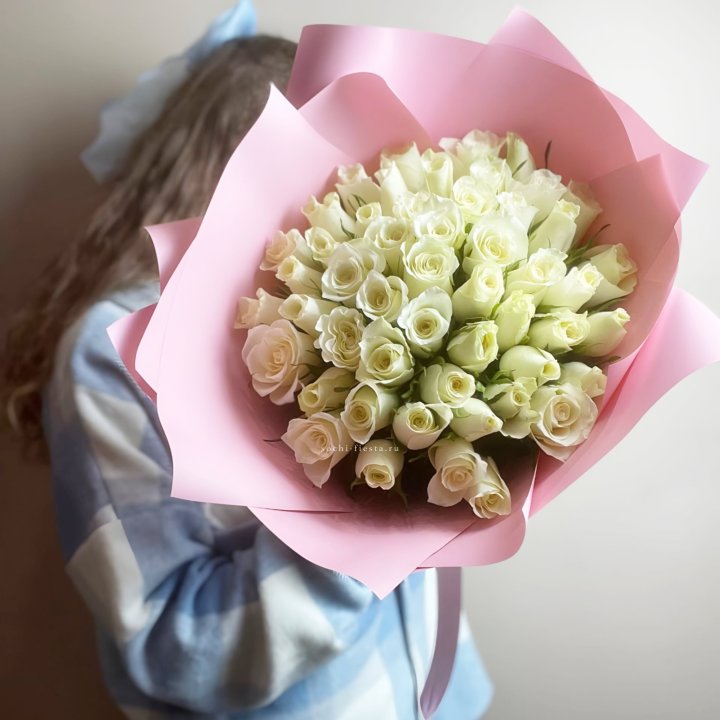 Букет из 51 белой розы (Кения) в Рязани