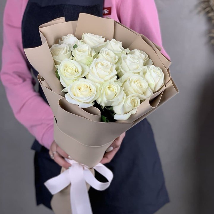 15 белых роз миракли в Рязани