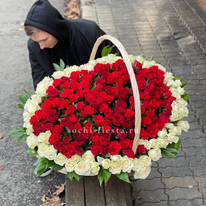 201  роза в корзине   в Рязани
