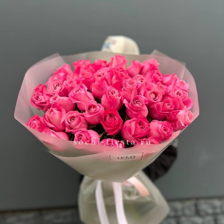 Роза малиновая в Рязани