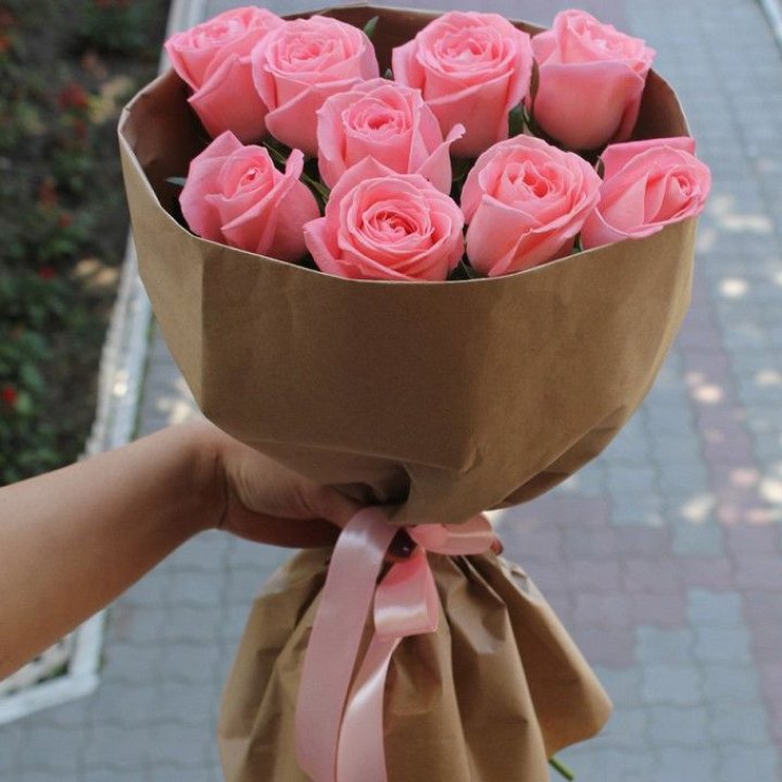 9 розовых роз в Рязани