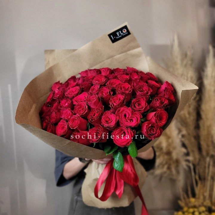 63 красных роз вайт в Рязани