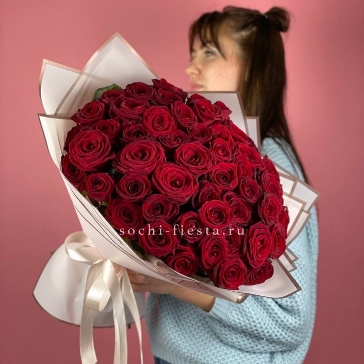 51 красная роза "Лавели" в Рязани