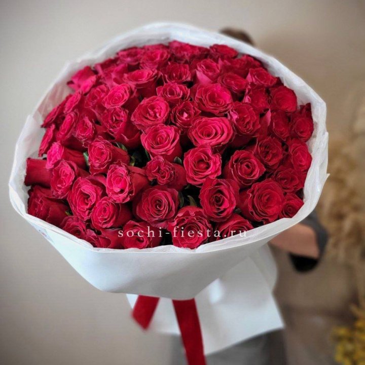 65 красных роз вайт в Рязани
