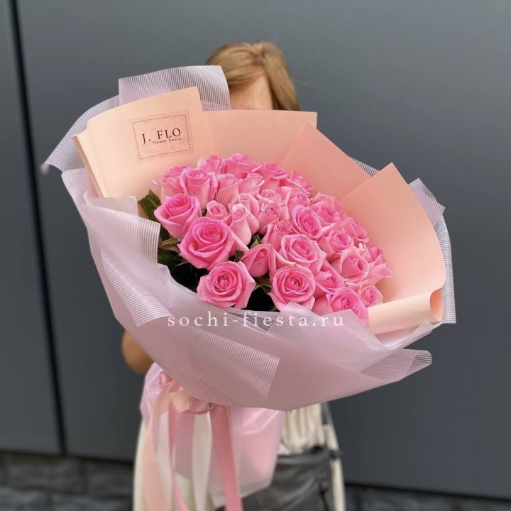33 Розовые розы в Рязани
