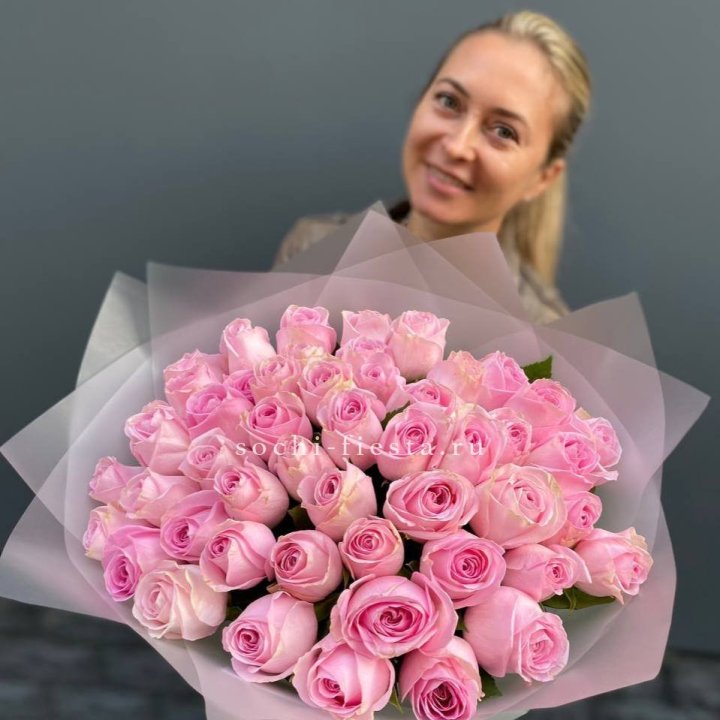 51 розовая роза в Рязани