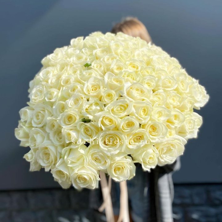 Букет  из 101 белой розы  в Рязани