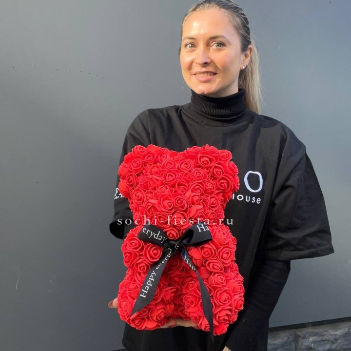 Медведь из роз красный в Рязани