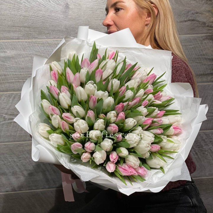 101 тюльпан нежный микс в Рязани