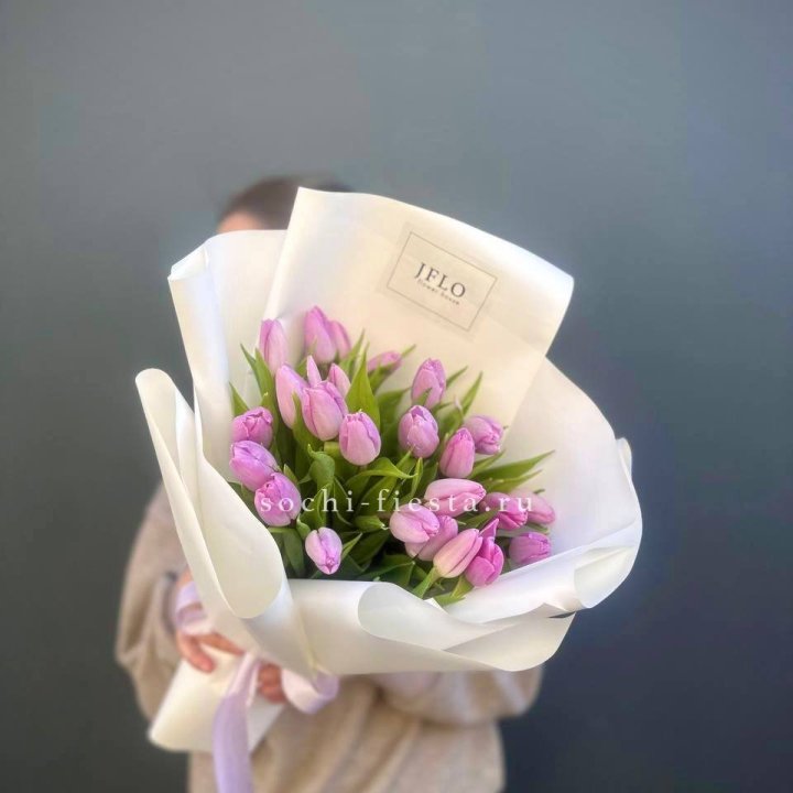 25 сиреневых тюльпанов в Рязани