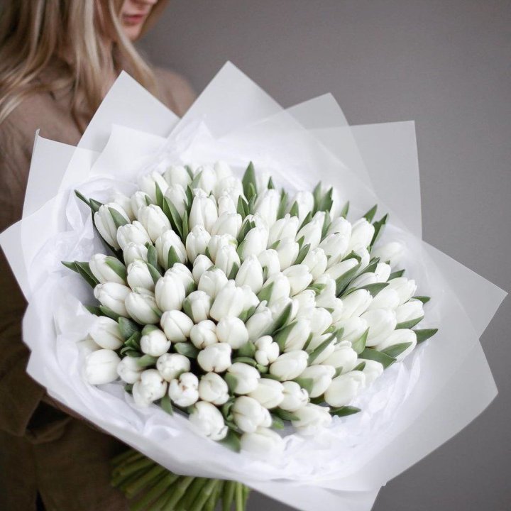 101 белый тюльпан в Рязани